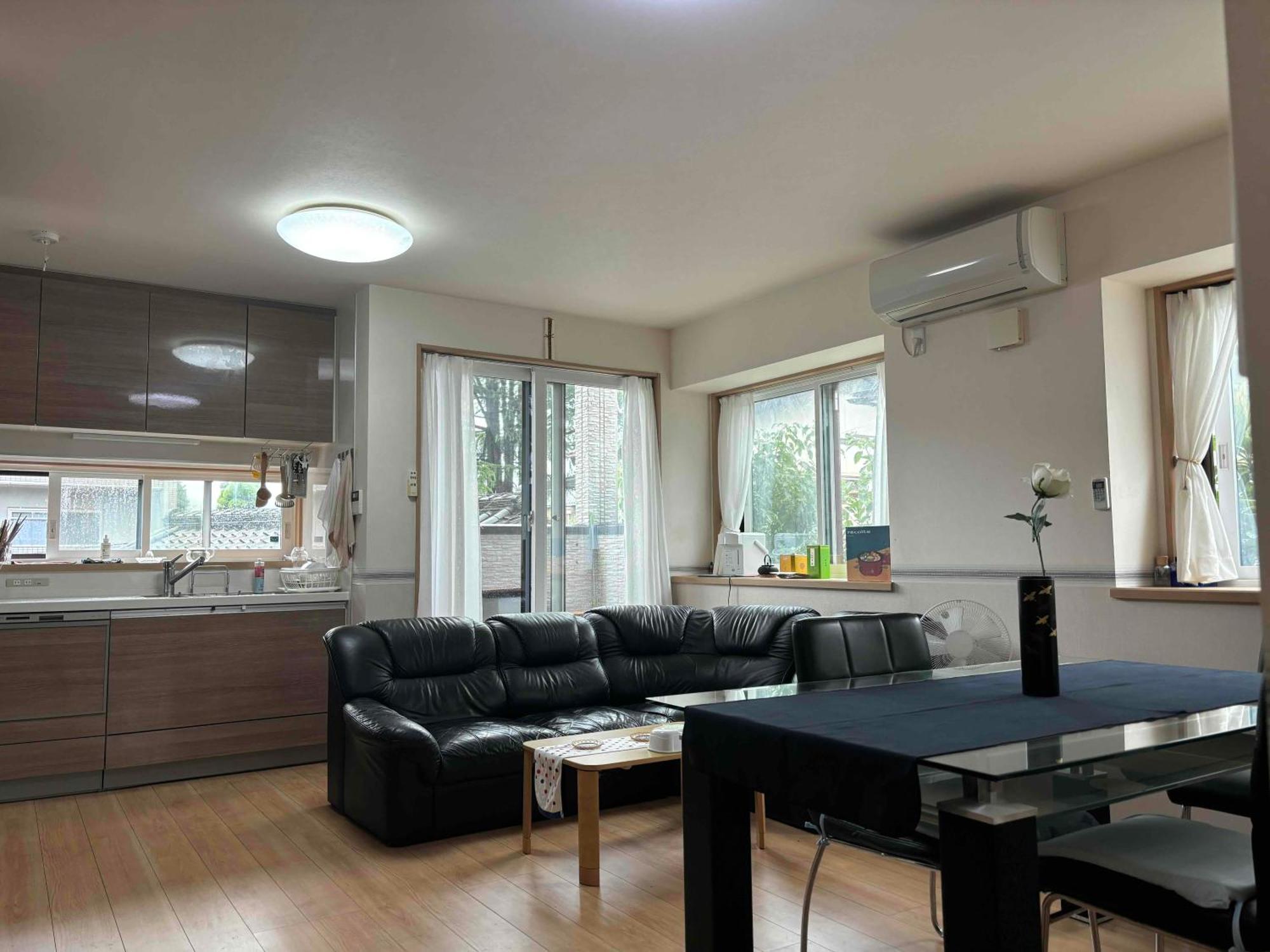 Guest House Harukawa Osaka Bagian luar foto