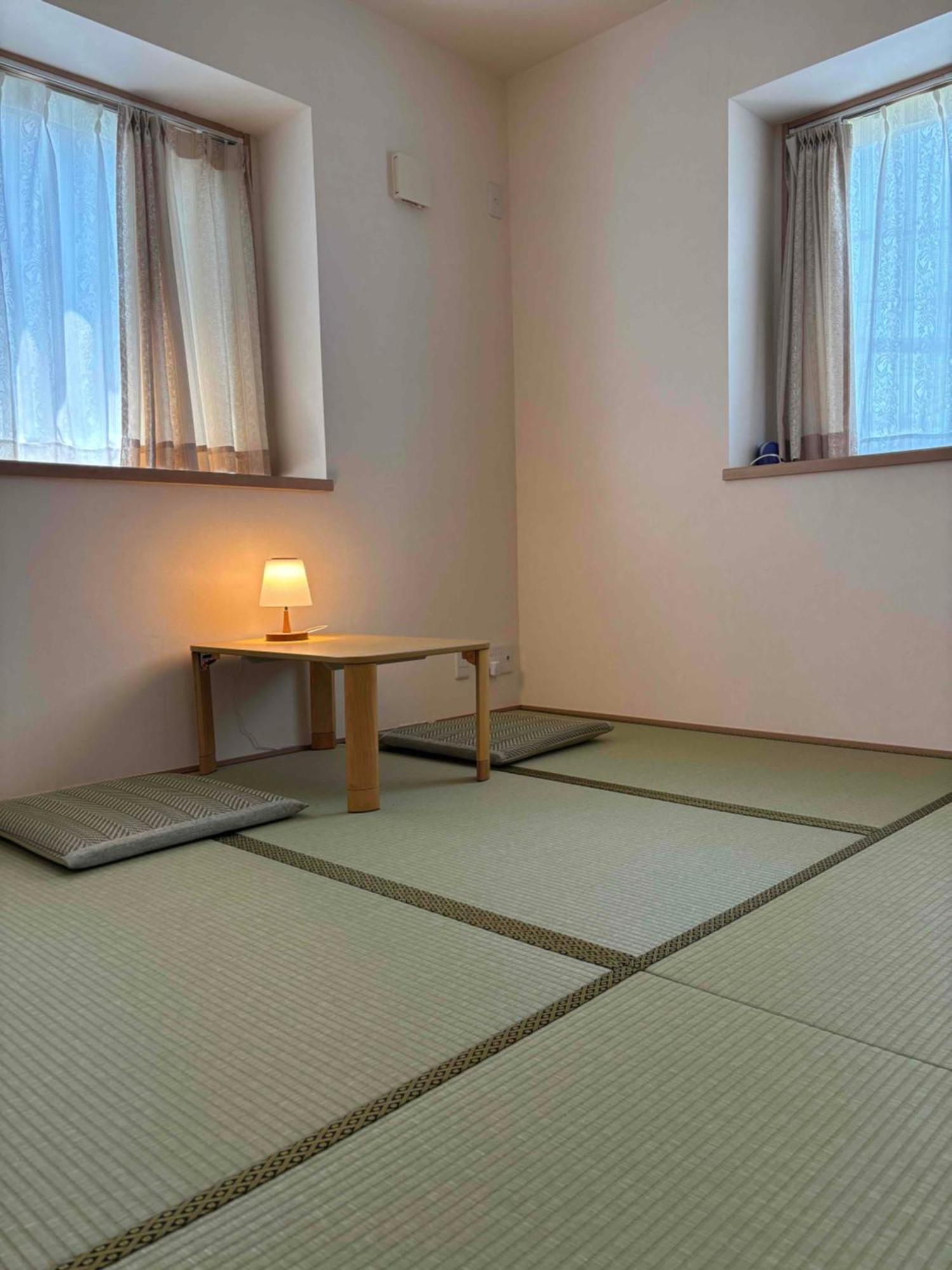 Guest House Harukawa Osaka Bagian luar foto